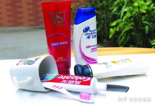 野外撿到一塊石頭怎么鑒別？巧用常見日用品快速判斷
